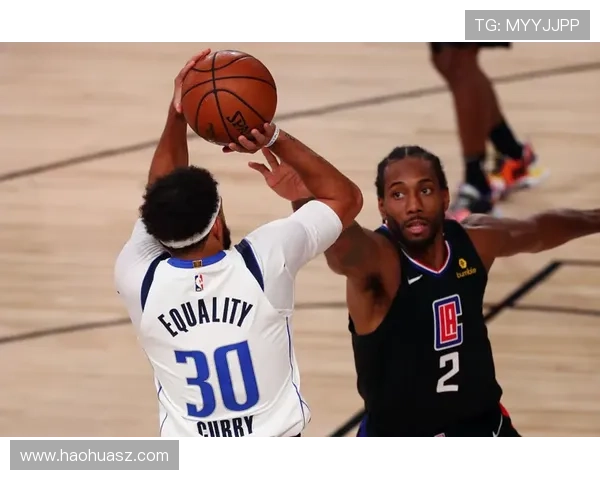 乔治格文评选篮球历史三大巨星的排名与影响力分析